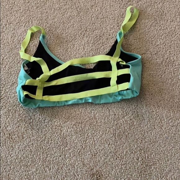 Onzie cage bra small medium - Picture 2 of 3